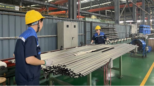 新能源電池行業(yè)不銹鋼管選擇！